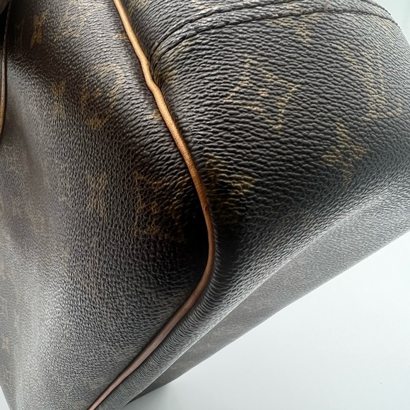 Authentic Louis Vuitton Monogram Deauville bag (Preowned) - Picture 5 of 16